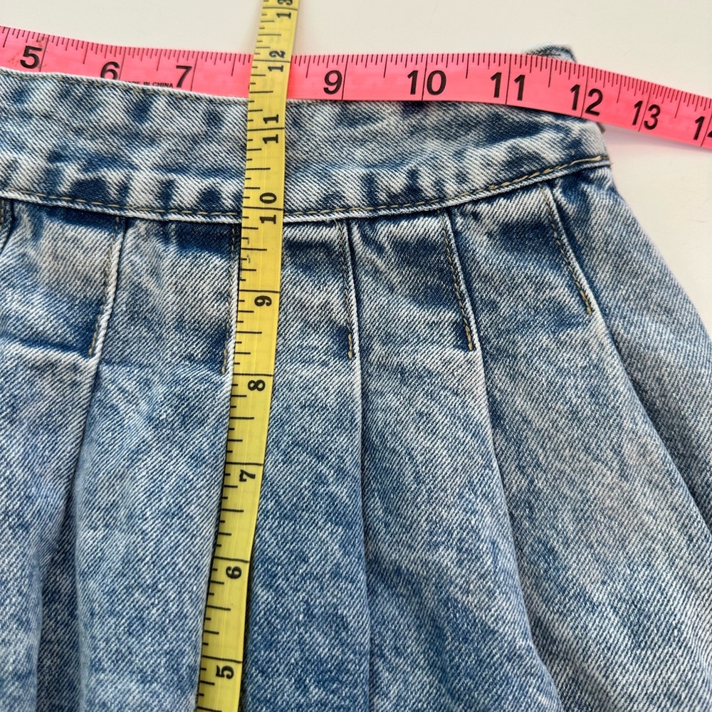 Pleated Denim Mini Skirt Raw Frayed Hem Blue Women’s Size X-Small - Picture 6 of 7